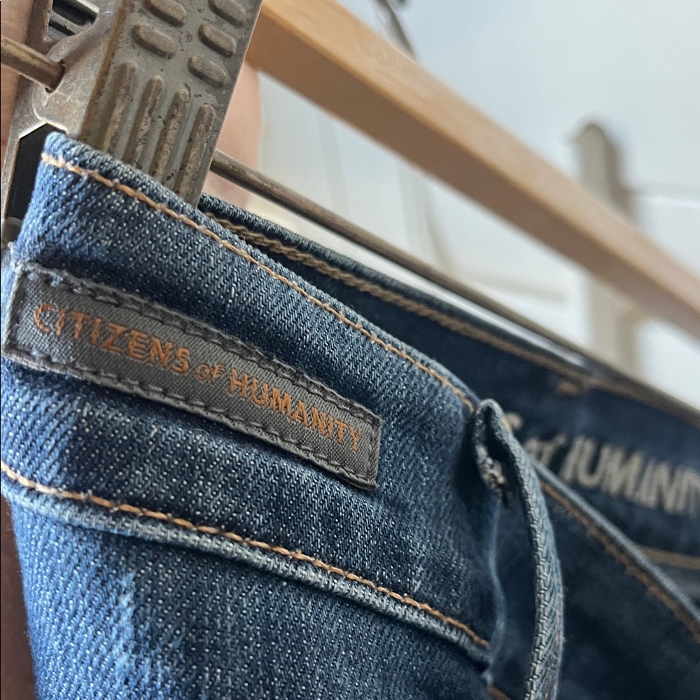 Citizens of Humanity Dark Blue Flare Jeans - Picture 4 of 7